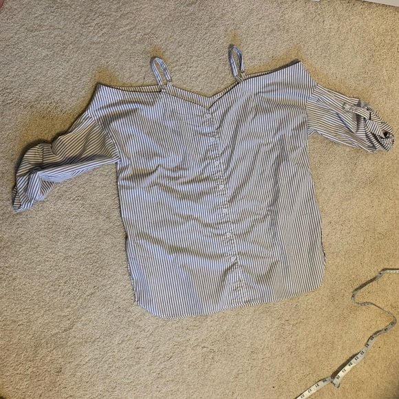 Essue top - Picture 3 of 4